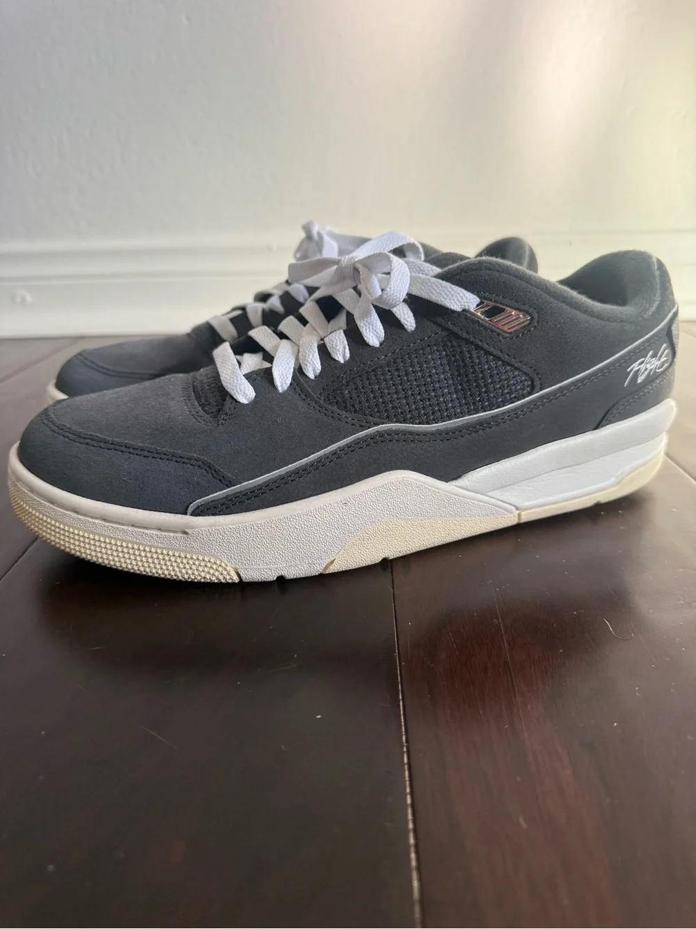 Men's Jordan flight court Low-Top Casual Sneakers - Charcoal/White